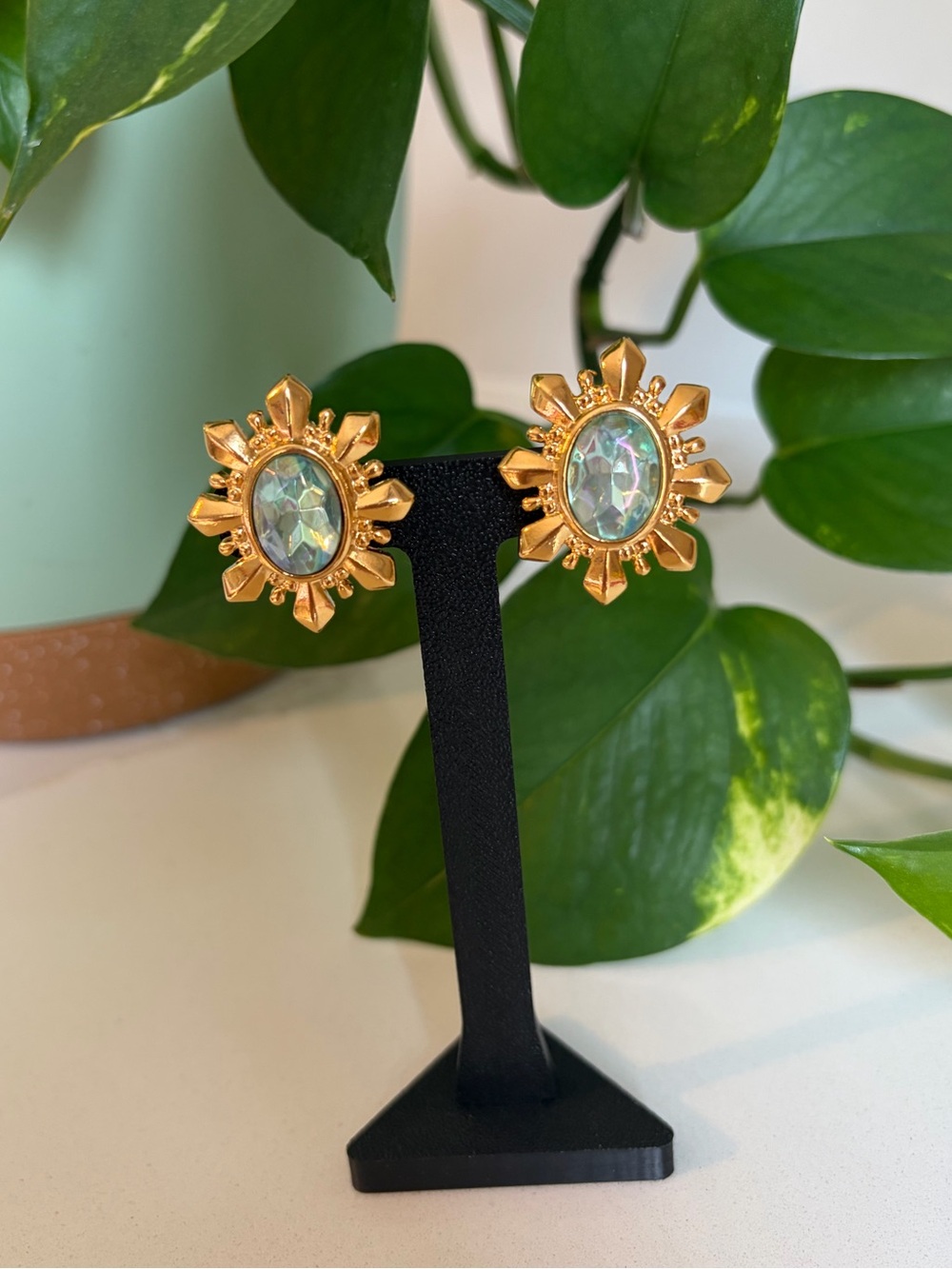 Vintage AVON Gold Toned Glass AB Sunburst Earrings